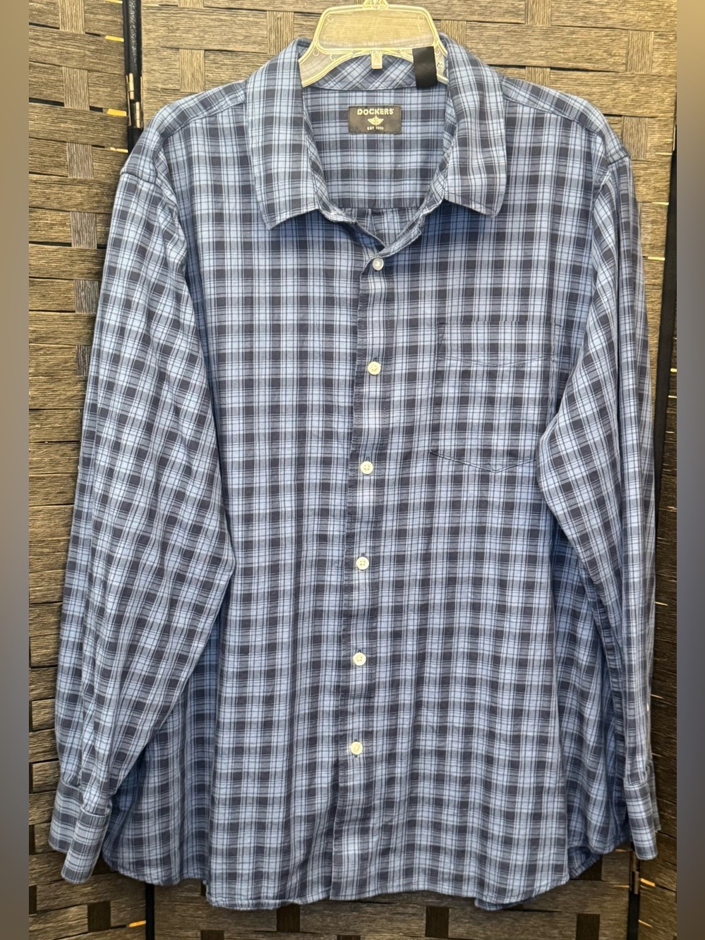 Dockers Men's Navy and Light Blue Plaid Button-Down Shirt